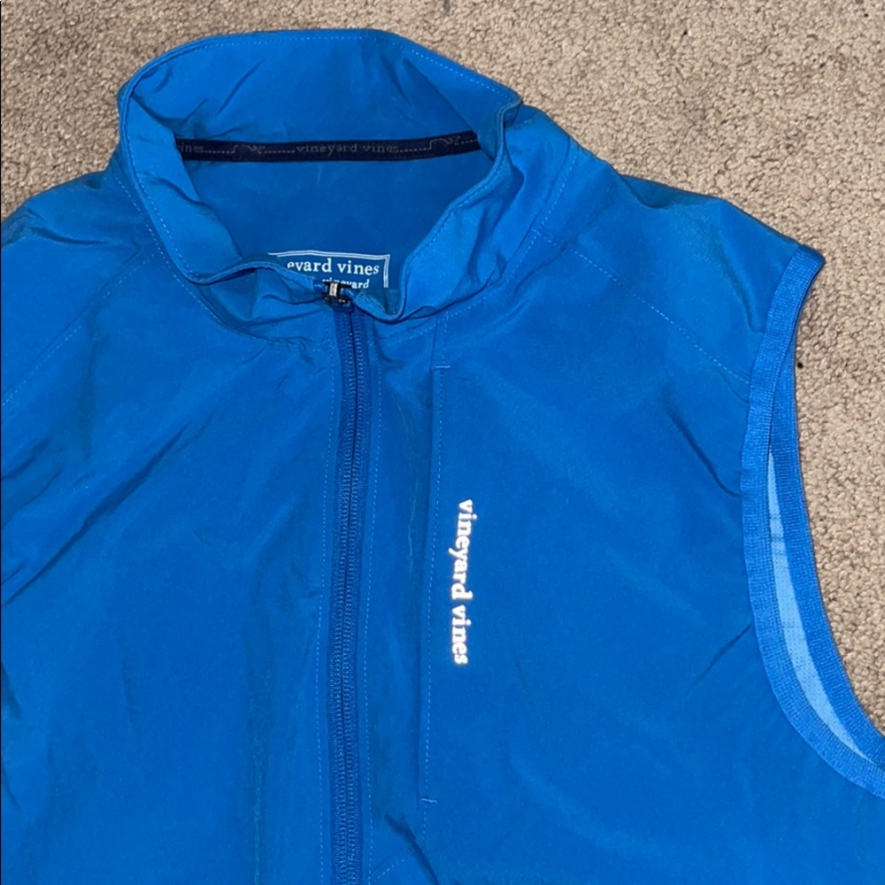 Vineyard vines vest